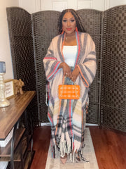Mrs. Trendsetter Oversized Plaid Fringe Kimono (Cream)